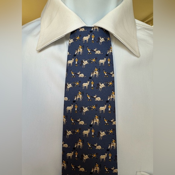 Hermes . Blue Tie with Donkey and Jockey Print. Made it France. 100% silk. - Picture 4 of 11